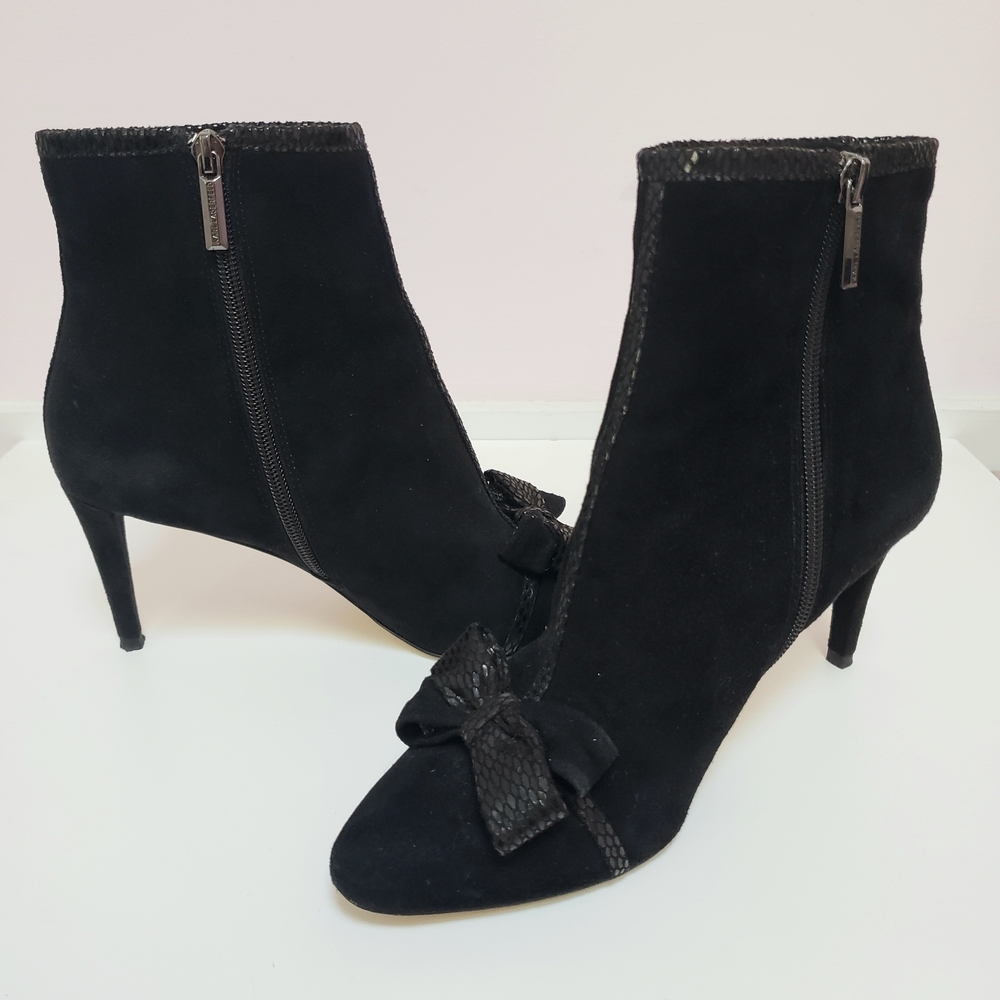 Karl Lagerfeld Leather Suede Elegant Black Ankle Boots with Bow Detail Size 8M